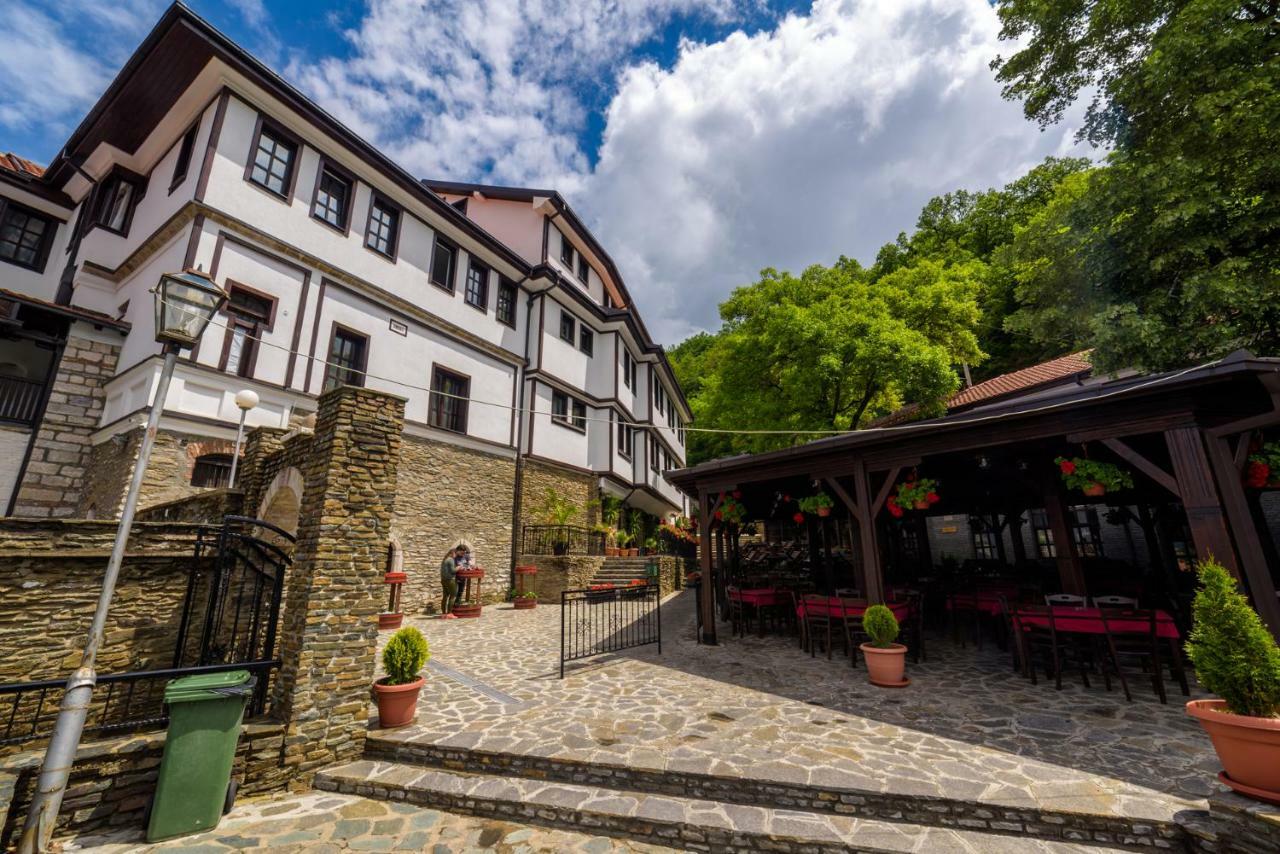Hotel Manastir Sv. Joakim Osogovski Kriva Palanka ภายนอก รูปภาพ